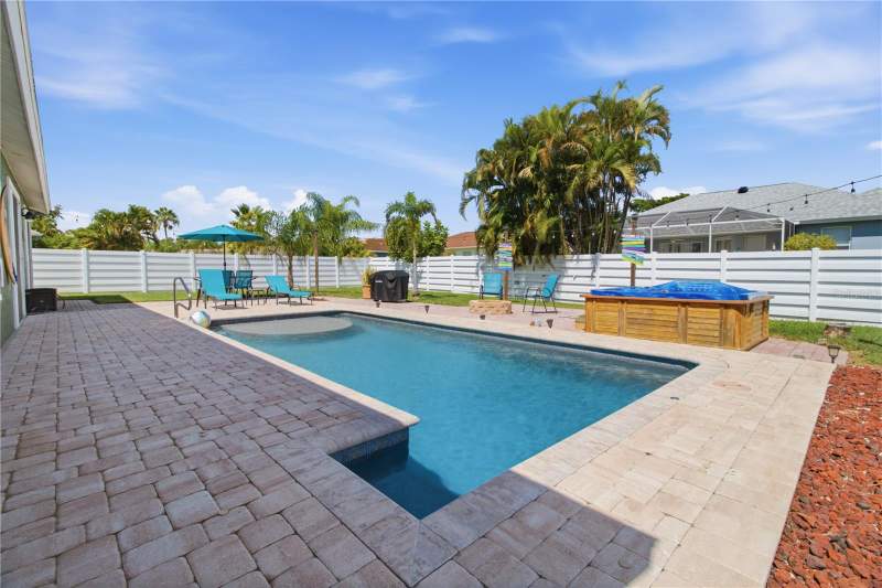 3 bedroom Single Family Residence at 9301 71st Avenue, Regency Oaks Ph I, Palmetto — photo 5