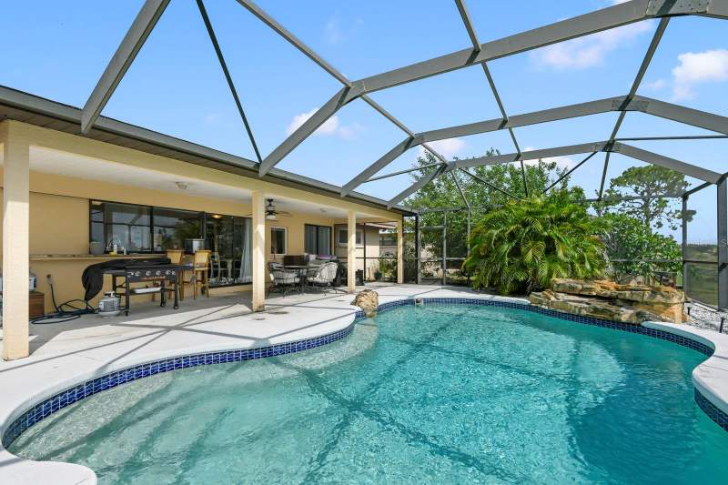 3 bedroom Single Family Residence at 744 Flamingo Drive, A Resub Of Pt Of Apollo Beac, Apollo Beach — photo 4