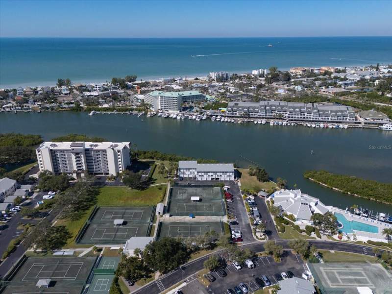 2 bedroom Condominium at 11730 Shipwatch Drive #402, Shipwatch, Largo — photo 5