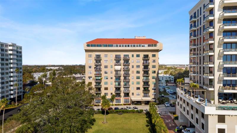 2109 BAYSHORE BOULEVARD #205 home for sale in Bayshore Royal Condo