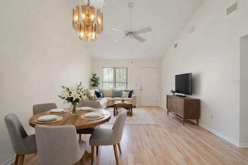 3 bedroom Condominium at 397 Eron Way #42, Townhomes Winter Garden, Winter Garden — photo 3