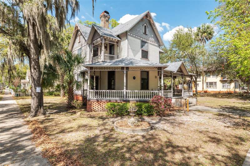 3 bedroom Single Family Residence at 306 NE 3rd Street, Original Gainesville, Gainesville — photo 5