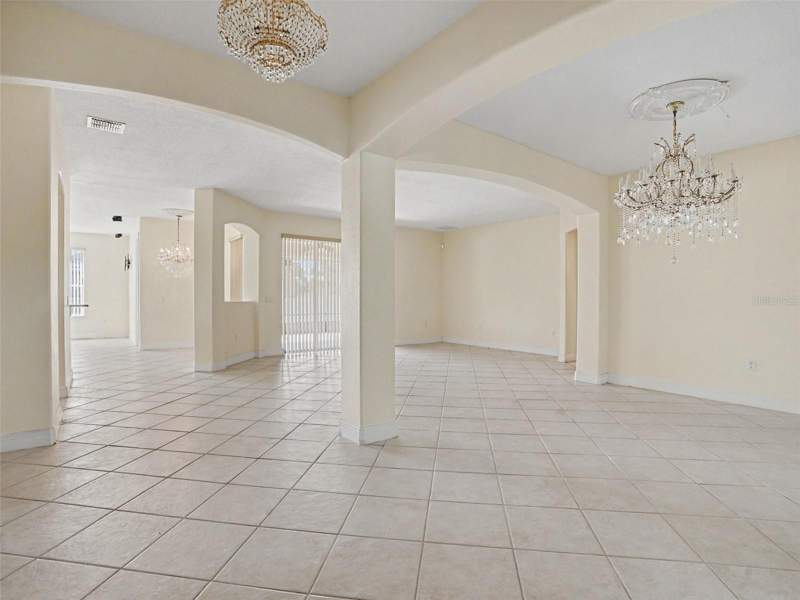 5 bedroom Single Family Residence at 1711 Windward Oaks Court, Bellalago, Kissimmee — photo 5