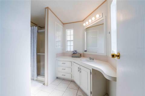 5335 Powhattan Street, Zephyrhills FL - photo 17 of 51