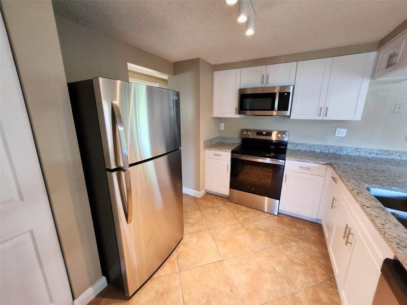 2 bedroom Single Family Residence at 7146 Carmel Avenue, Seven Spgs Homes, New Port Richey — photo 4