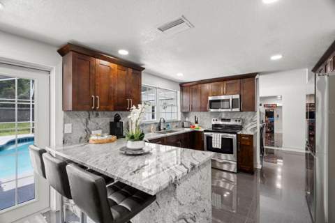 7005 Fountain Avenue, Tampa FL - photo 9 of 37
