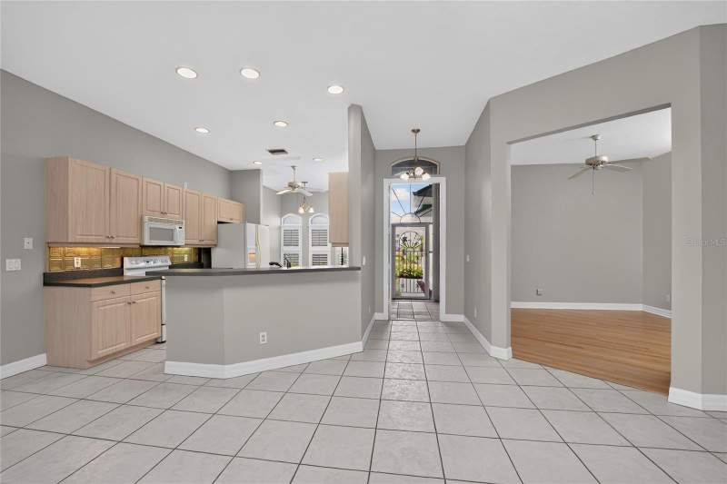 2 bedroom Villa at 1611 Atares Drive #Unit 111, Punta Gorda Isles Sec 12, Punta Gorda — photo 4