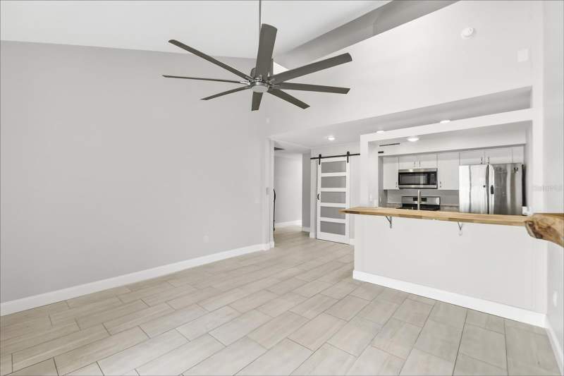 2 bedroom Townhouse at 101 N Hill Avenue #2, Lofts Ph 01, Deland — photo 4