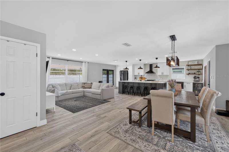 3 bedroom Single Family Residence at 2112 Eastbrook Boulevard, Eastbrook Sub Unit 8, Winter Park — photo 4
