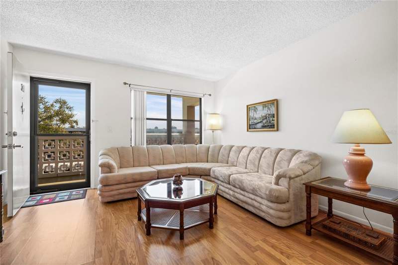 2 bedroom Condominium at 4910 BAY STREET #311, WINSTON PARK NORTHEAST, ST PETERSBURG — photo 4