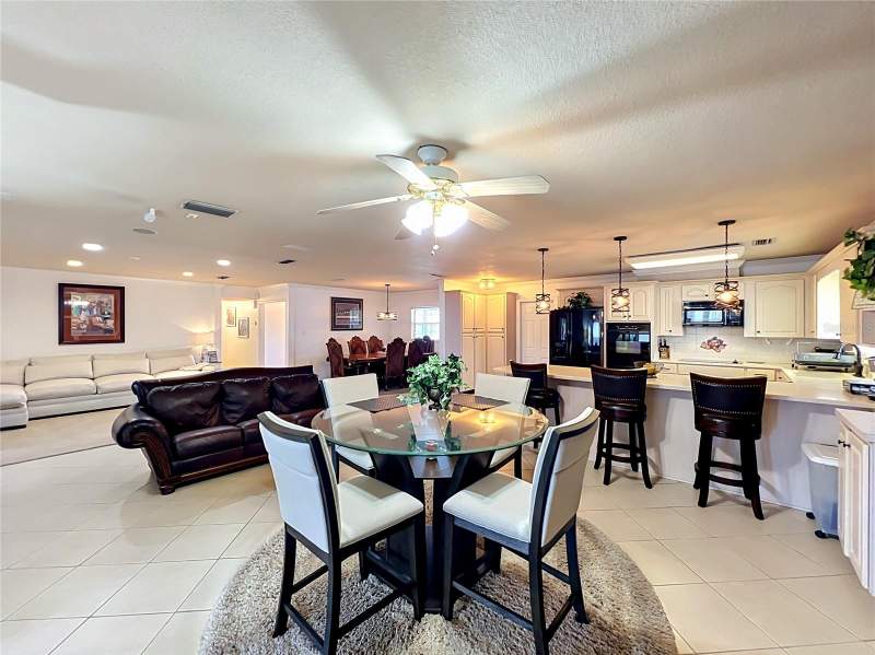 3 bedroom Single Family Residence at 2404 LAUDERDALE COURT, ISLE CATALINA, ORLANDO — photo 5