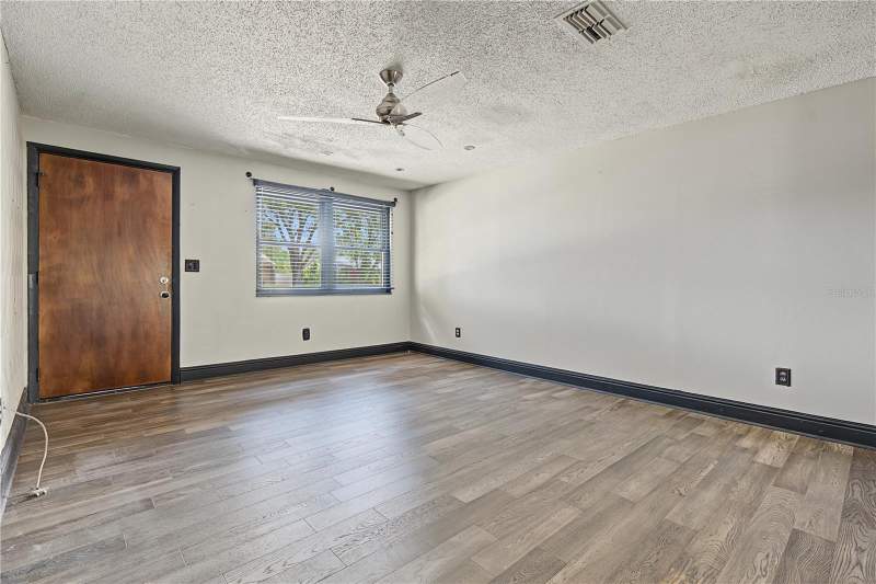 3 bedroom Single Family Residence at 608 Timber Bay Circle, Shoreview Ph I, Oldsmar — photo 3