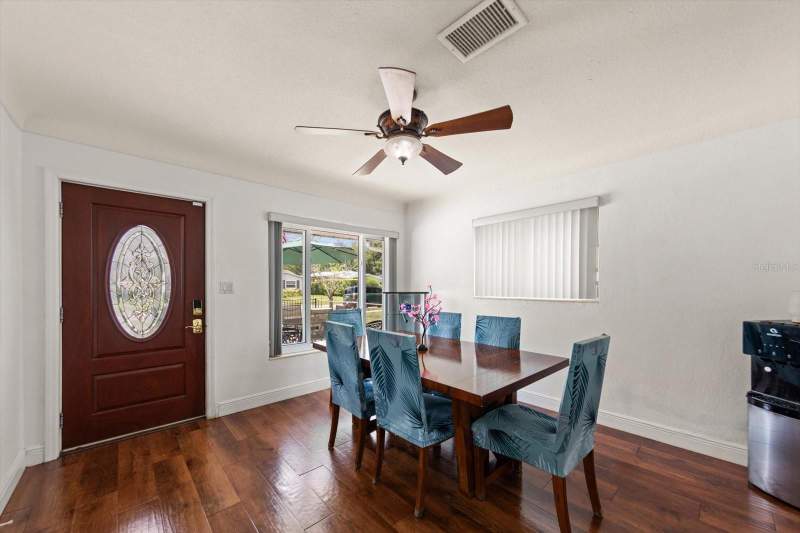 3 bedroom Single Family Residence at 811 48TH AVENUE, ARCADIA SUB, ST PETERSBURG — photo 5