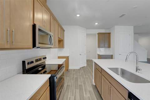17527 Valleywood Parkway, Land O Lakes FL - photo 22 of 40