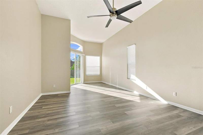 4 bedroom Single Family Residence at 1496 Wescott Loop, Barrington Estates, Winter Springs — photo 3