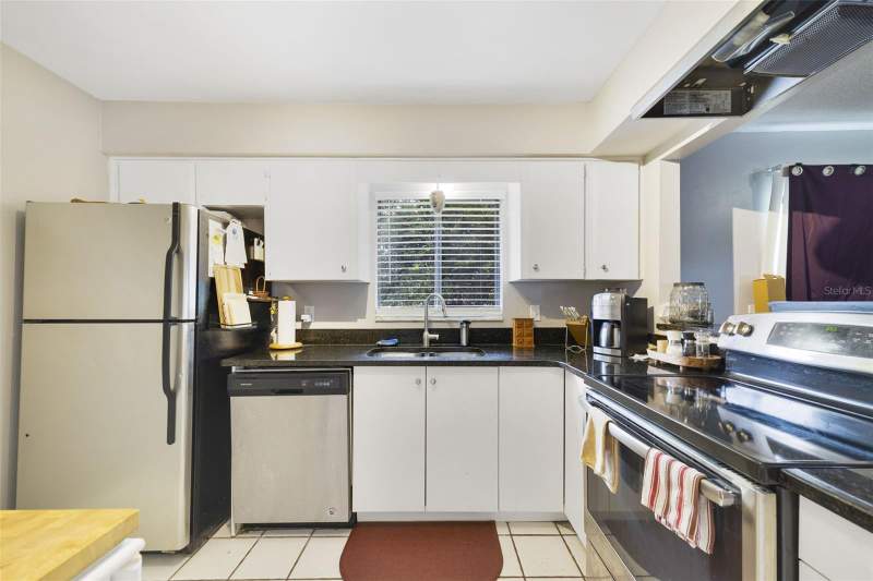 3 bedroom Half Duplex at 5909 TURNBULL DRIVE, COUNTRYSIDE, ORLANDO — photo 4