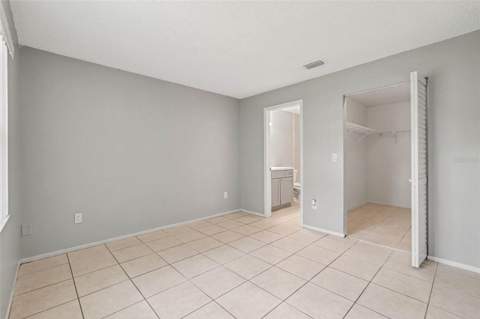 13904 Fullerton Drive, Tampa FL - photo 11 of 21