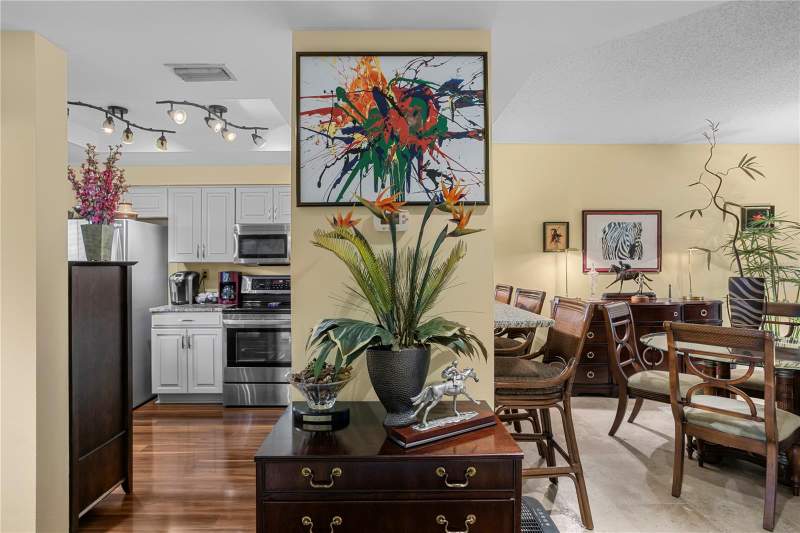2 bedroom Condominium at 1000 S Harbour Island Boulevard #2306, Harbour Court A Condo, Tampa — photo 5
