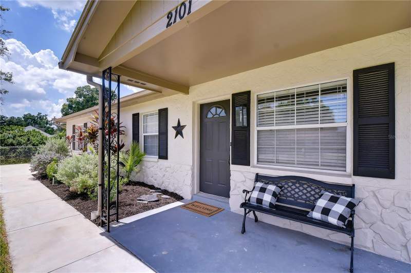 3 bedroom Single Family Residence at 2101 W Hamilton Avenue, Grove Park Estates, Tampa — photo 2