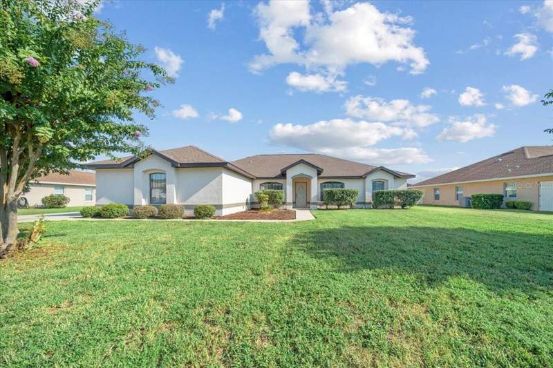4 bedroom Single Family Residence at 5659 SW 89th Place, Majestic Oaks Fourth Add, Ocala — photo 4