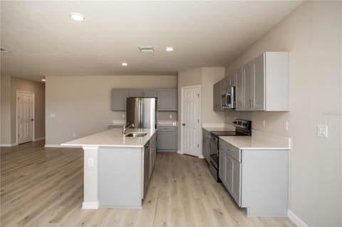 1704 Vanilla Street, Haines City FL - photo 10 of 28