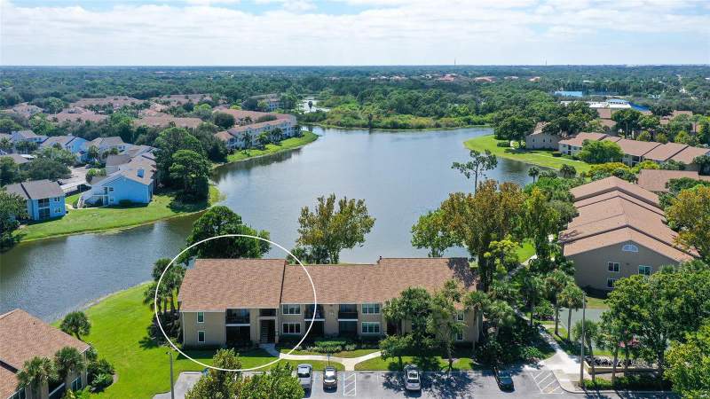 2 bedroom Condominium at 4025 Crockers Lake Boulevard #22, Vintage Grand, Sarasota — photo 2
