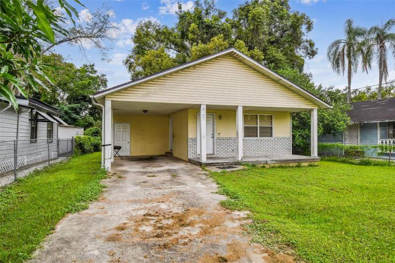 8205 N SEMMES STREET home for sale in Hendry & Knights