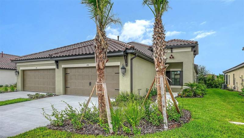 280 ALTAMURA CIRCLE home for sale in Vicenza
