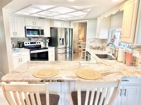 305 W Delaware Street, Tavares FL - photo 6 of 6