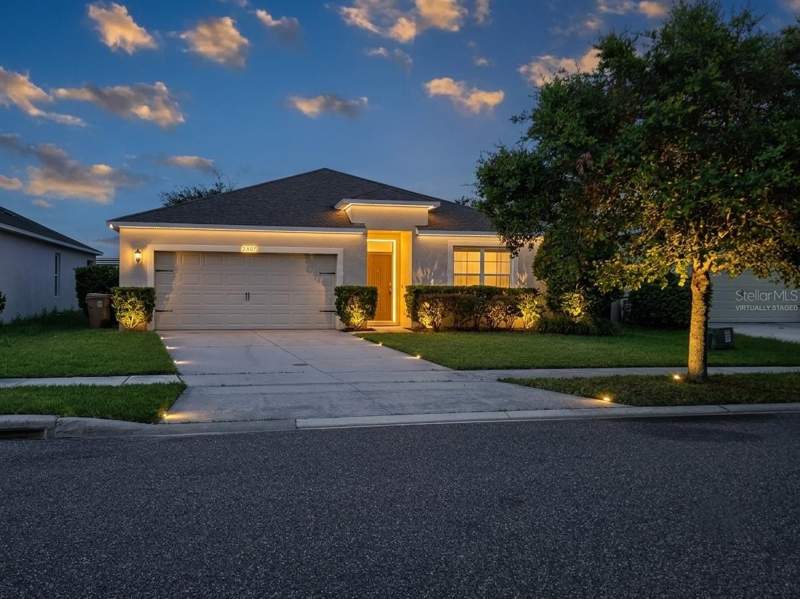 2487 WHITE LILLY DRIVE home for sale in Murano At Westside