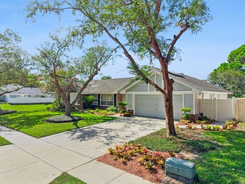 3 bedroom Single Family Residence at 1129 Climbing Rose Drive, Rose Hill Ph 03, Ocoee — photo 3