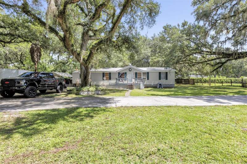 4 bedroom Manufactured Home at 1705 SE 179 Place, Leighton Estate, Summerfield — photo 4