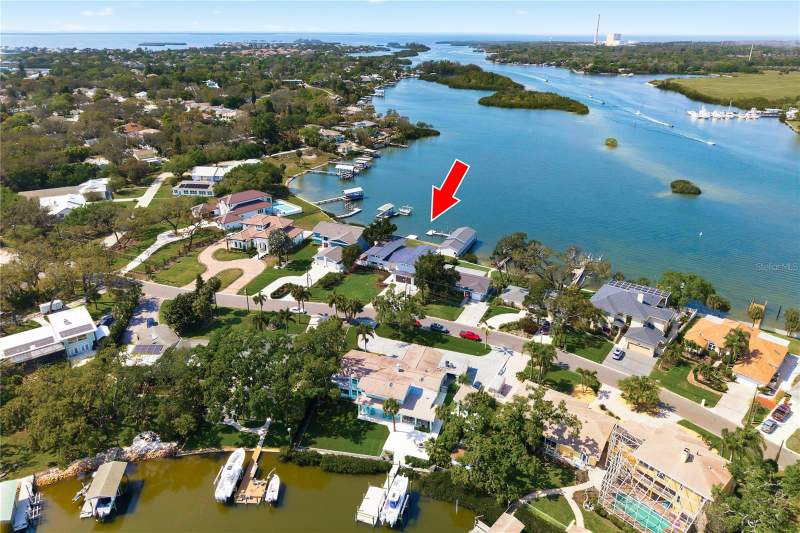 4 bedroom Single Family Residence at 915 Bayshore Drive, Rush Fergusons Sub, Tarpon Springs — photo 3
