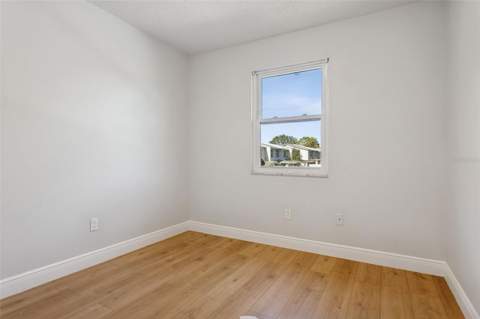 5110 Tennis Court Circle #86, Tampa FL - photo 14 of 24