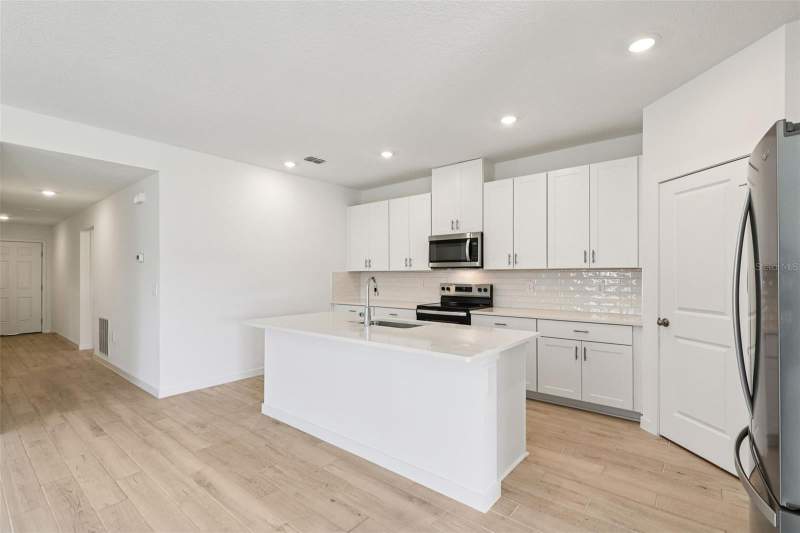 4 bedroom Single Family Residence at 120 Wandering Creek Way, Flagler Village, Palm Coast — photo 4