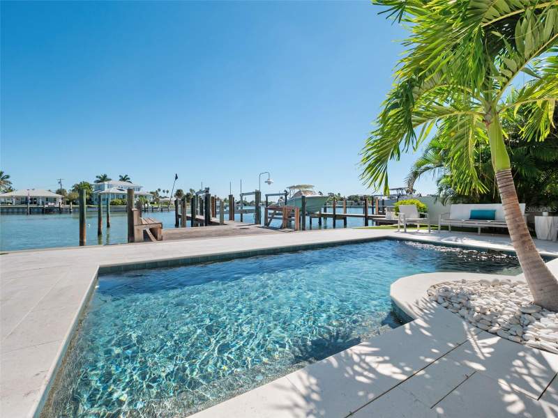 3 bedroom Single Family Residence at 2503 Pass A Grille Way, Sunset Park Add Rep, St Pete Beach — photo 3