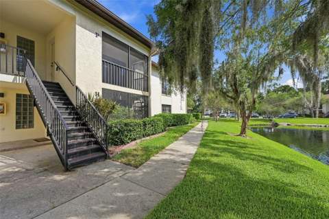 3380 Crystal Court #P, Palm Harbor FL - photo 7 of 44