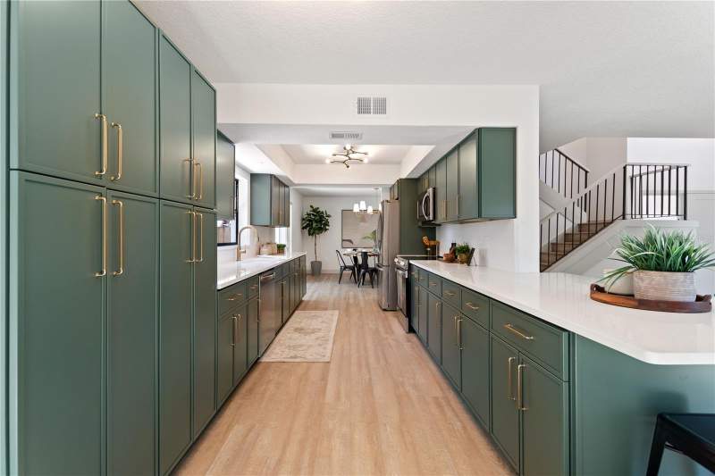4 bedroom Single Family Residence at 3906 Blooming Hill Lane, Lake St George-Unit III, Palm Harbor — photo 5