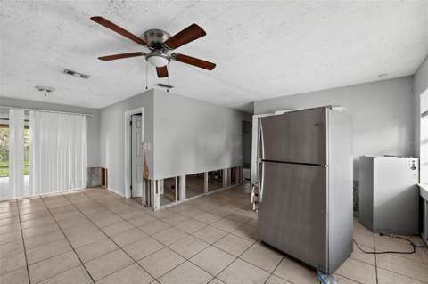7201 Kingston Drive, Tampa FL - photo 8 of 31