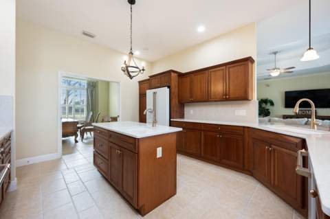 5092 NE 81st Boulevard, Wildwood FL - photo 20 of 62