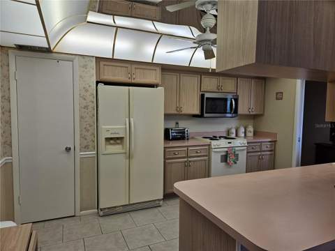 1505 N Pebble Beach Boulevard, Sun City Center FL - photo 14 of 35