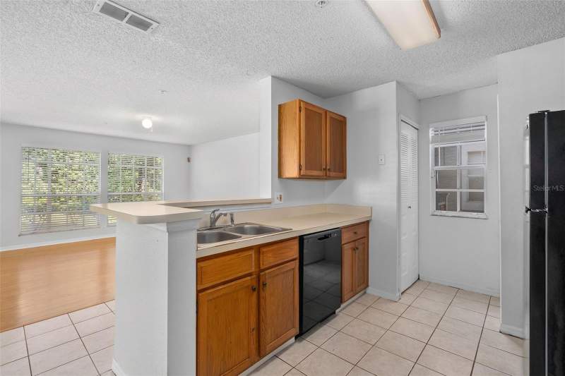 3 bedroom Condominium at 1141 Exceller Court #107, Hunters Chase Condo Ph 1, Casselberry — photo 4