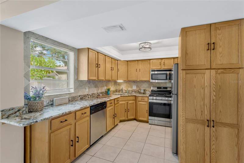 4 bedroom Single Family Residence at 3501 W Price Avenue, Gandy Blvd Park 2nd Add, Tampa — photo 2