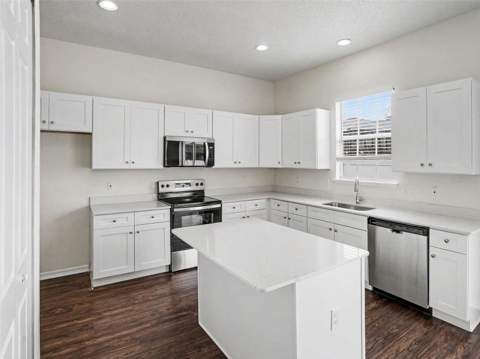 2220 Sand Arbor Circle, Orlando FL - photo 7 of 27