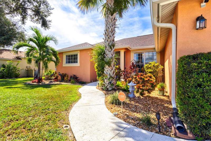 4 bedroom Single Family Residence at 7107 91st Street, Regency Oaks Ph I, Palmetto — photo 4