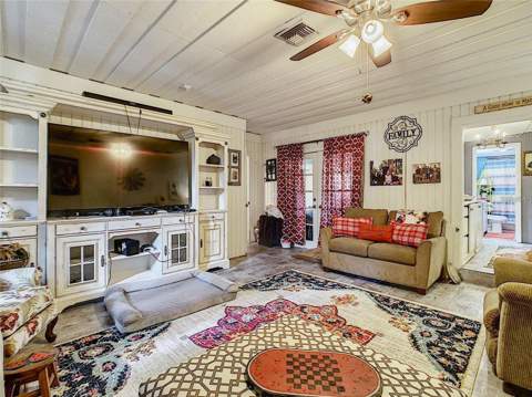 2410 E Church Street, Orlando FL - photo 8 of 23