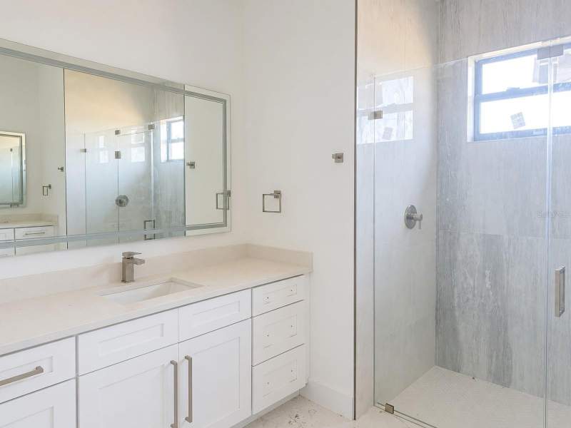 4 bedroom Single Family Residence at 2327 NW 37th Avenue, Cape Coral, Cape Coral — photo 5