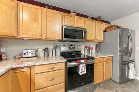 6028 Sunset Vista Drive, Lakeland FL - photo 19 of 77