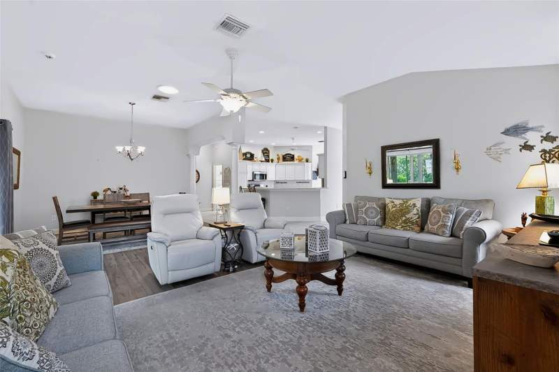3 bedroom Single Family Residence at 633 Cokesbury Drive, The Villages, The Villages — photo 5