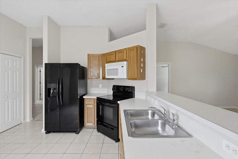3 bedroom Single Family Residence at 3 Louvet Lane, Palm Coast Map Lakeview Sec 37, Palm Coast — photo 4